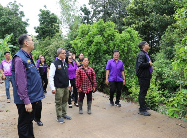 รองอธิบดีฯ ตรวจเยี่ยมแปลงเกษตรของ นายพิษณุ นางบุญเกื้อ ... พารามิเตอร์รูปภาพ 3